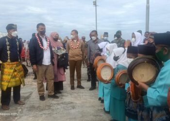 Tiba di Kecamatan Subi, Bupati dan Wakil Bupati Lanjut Temu Ramah dengan Masyarakat