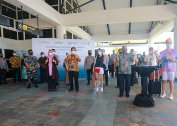 Gubernur Ansar Sambut Wisman Perdana di Bintan Dengan Skema Travel Bubble.
