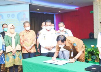 Pemprov Kepri Serahkan SK PTK Non ASN Kepri