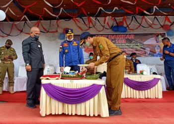 Sekda Natuna Pimpin Upacara HUT Damkar Ke 103 