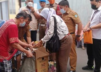 BPOM Batam Bersama DKUMPP Anambas Sidak Pasar Pasal ?”