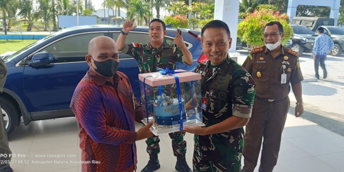Wan Arismunandar Bersama Sekda dan Forkopimda Berikan Surprise Ke Danlanud RSA Kolonel Jajang