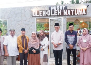 Dukung Pemasaran Produk UKM, Bupati Natuna Resmikan Pusat Oleh-oleh NDR