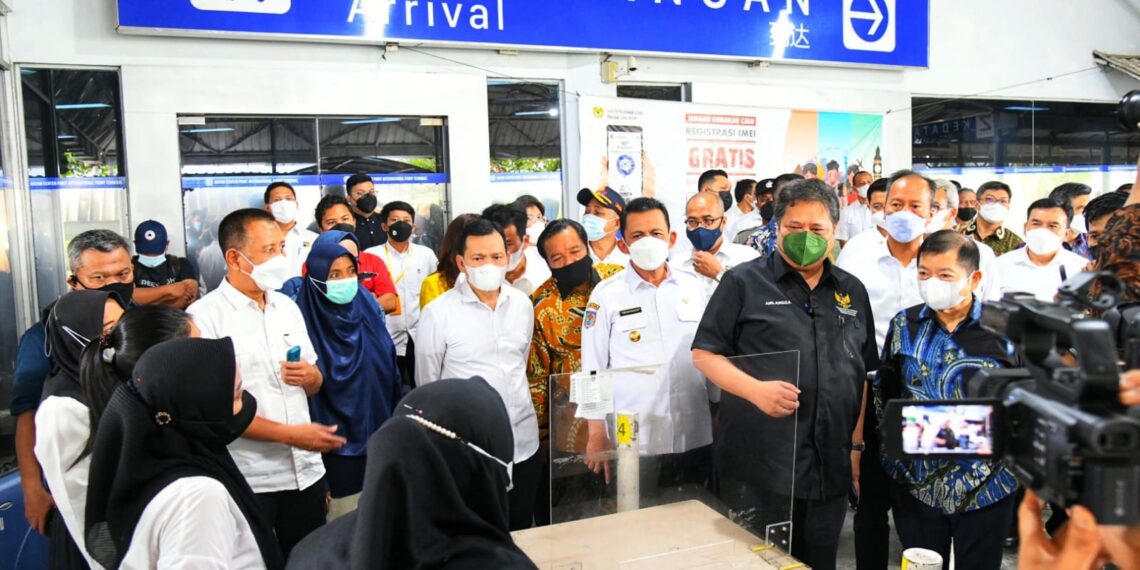 Ansar Dampingi Menko Perekonomian Tinjau KEK di Batam