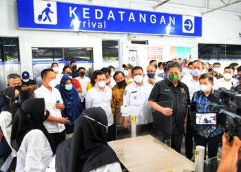 Ansar Dampingi Menko Perekonomian Tinjau KEK di Batam