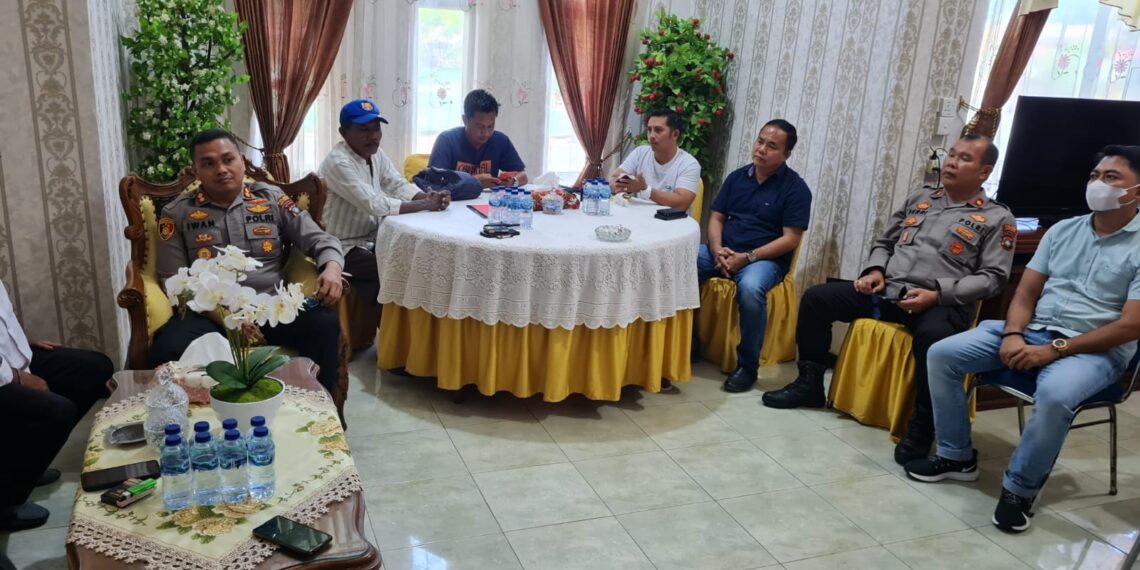 Sikapi Hadirnya Tambang Kwarsa, Aliansi Masyarakat Natuna Menggugat Bertandang ke Polres Natuna