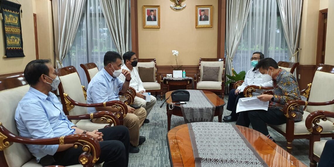 Bupati Natuna Wan Siswandi Jumpai Menkes, Targetkan RSUD Natuna Menjadi Tipe B