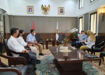 Bupati Natuna Wan Siswandi Jumpai Menteri ESDM, Ajukan 10 Mega Watt Listrik untuk Natuna