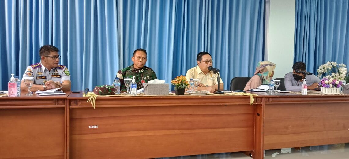 Harga Tiket Wings Air Melangit, Ketua DPRD Natuna Daeng Amhar SE, MM Hadiri RDP Bersama Lanud RSA