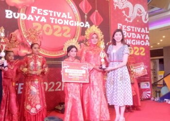 Anggota DPR RI Cen Sui Lan Hadiri Penutupan Festival Budaya Tionghoa 2022