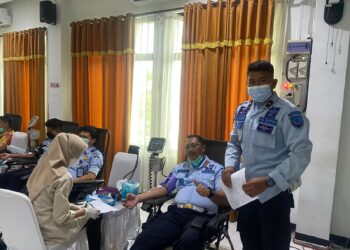 Donor Darah, Kalapas Narkotika Tanjungpinang Ikut Partisipasi Semarak Peringatan HDKD Ke-77 Tahun 2022