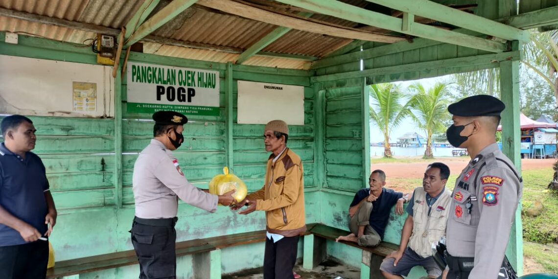Jum’at Berkah Berbagi, Kapolres Natuna Harapapkan Pesan Kamtibmas Terus Disampaikan di Tengah Masyarakat.