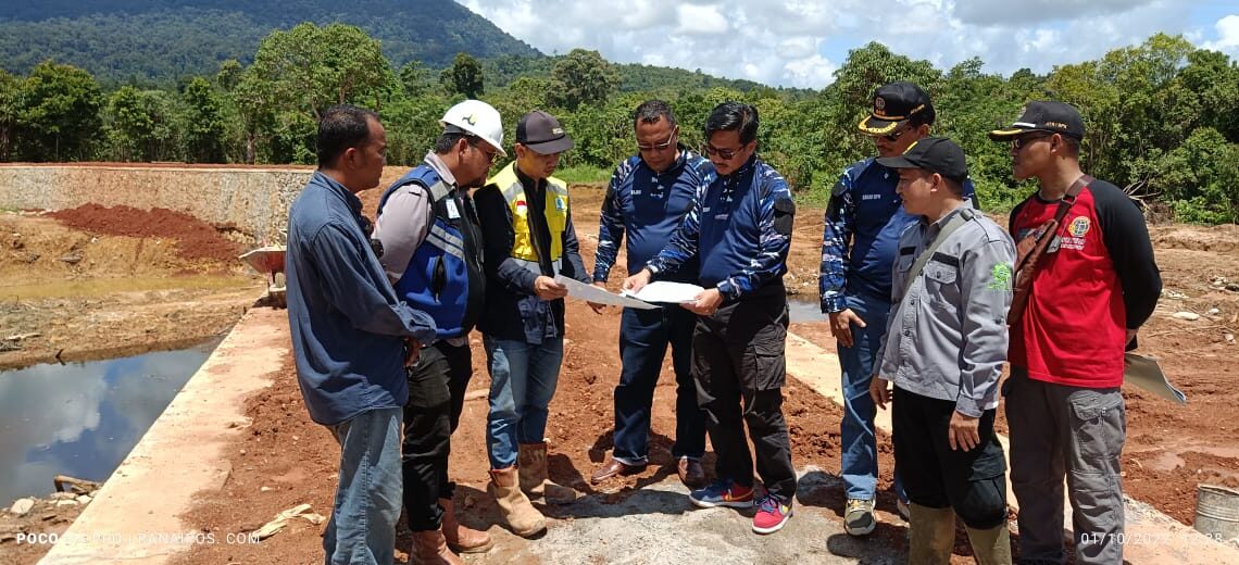 Sekda Natuna Boy Wijanarko Bersama BPN dan Kajari Lakukan Identifikasi Lahan Pembangunan Embung Sebayar