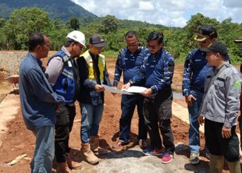 Sekda Natuna Boy Wijanarko Bersama BPN dan Kajari Lakukan Identifikasi Lahan Pembangunan Embung Sebayar