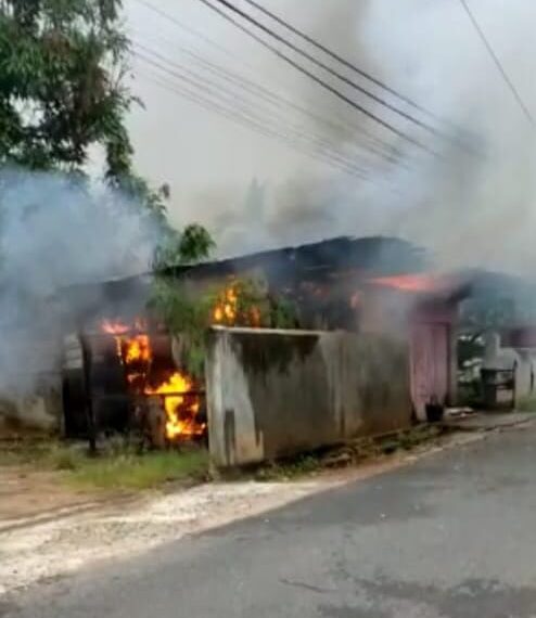 Dua Kios dan Rumah Ludes Dilalap Api, di Duga Dua OTK Pelaku