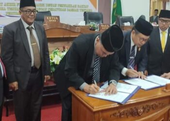 DPRD Natuna Syahkan APBD Perubahan 2022 Menjadi Rp.1,097 Triliun