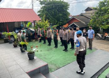 Polsek Jemaja Lakukan Apel Sinergitas Bersama Koramil 04 Letung.