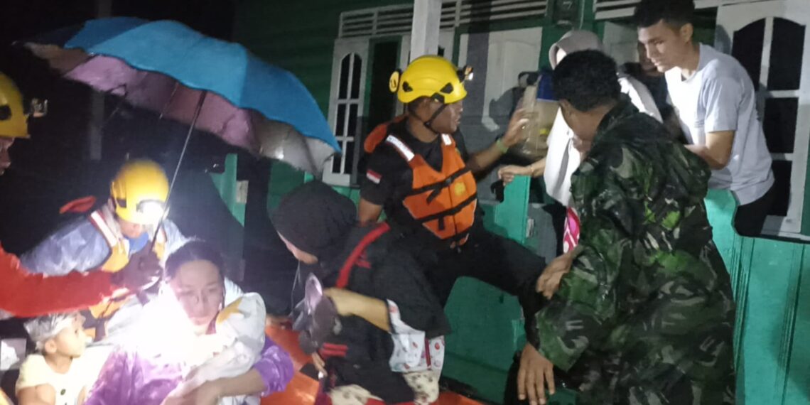 Basarnas Natuna Evakuasi Korban Banjir, BMKG Keluarkan Peringatan Cuma Ekstrim