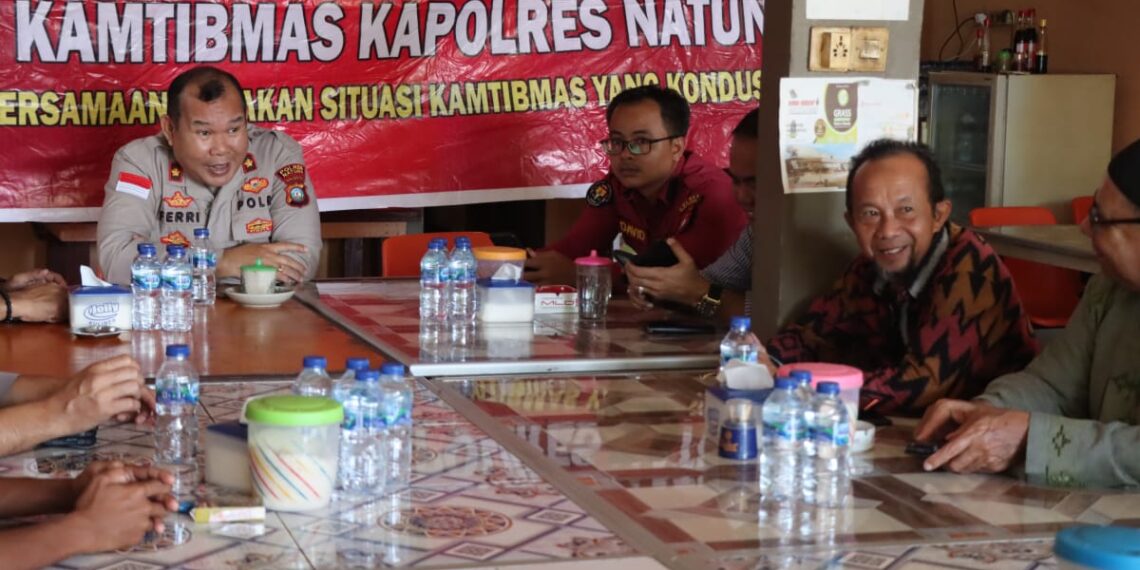 Jumat Curhat Kamtibmas Polres Natuna, Bersama Masyarakat Bangun Kebersamaan Ciptakan Situasi Aman Dan Kondusif