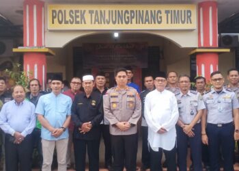 Bersama Masyarakat, Polsek Tanjungpinang Timur Gelar Jum’at Curhat