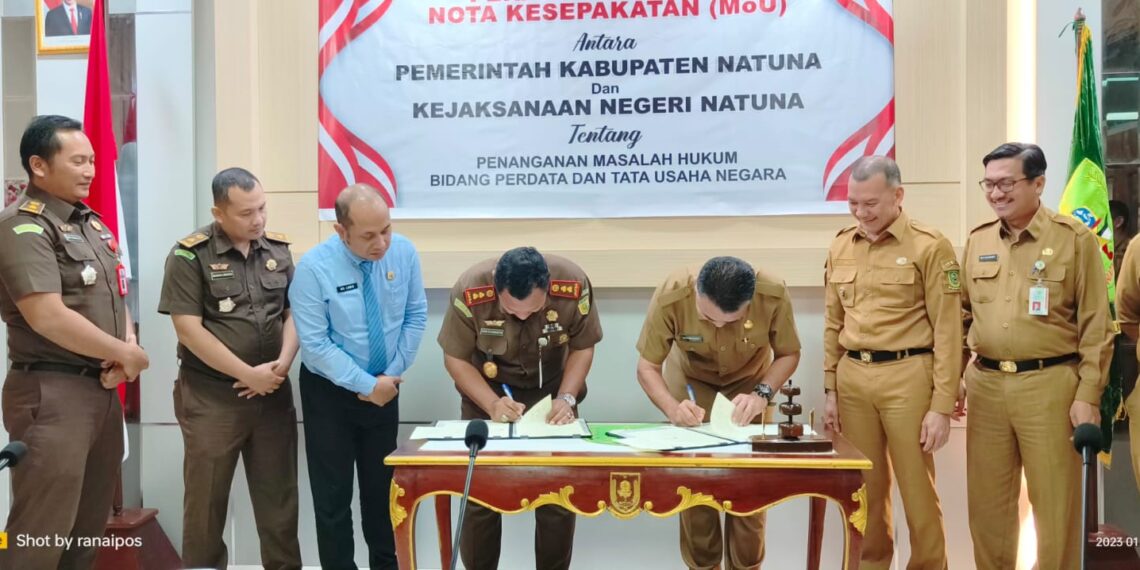 Menimalisir Kesalahan Bidang Perdata dan Tata Usaha Negara, Pemda Natuna Lakukan MoU Bersama Kejari