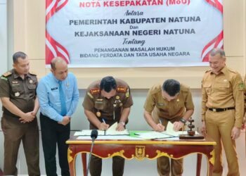Menimalisir Kesalahan Bidang Perdata dan Tata Usaha Negara, Pemda Natuna Lakukan MoU Bersama Kejari