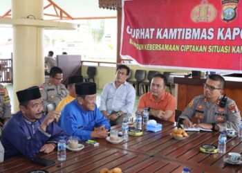 Kapolres Natuna AKBP Nanang Budi Santosa, S.I.K Laksanakan Jum’at Curhat Bersama Lurah dan Kades