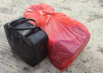 Barang Penumpang Kapal KM. Bukit Raya Tercecer di Pelabuhan Letung, Gusdi Munandar : Barang Sudah di Amankan