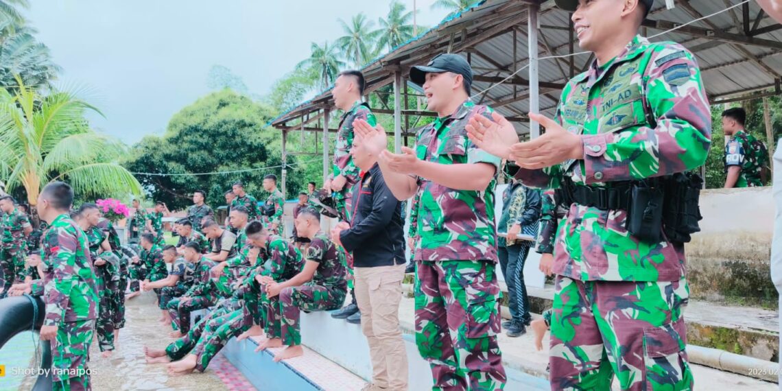 Uji Ketangkasan, Batalyon Komposit 1/GP Gelar Lomba Renang Militer Bagi Prajurit