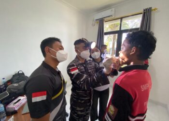 Jelang HUT Ke – 26, Lanal Ranai Adakan Safari Kesehatan Di Posal Sabang Mawang