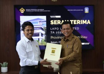 Gubernur Ansar Serahkan LKPD Unaudited Pemprov Kepri APBD T.A 2022 ke BPK Perwakilan Kepri