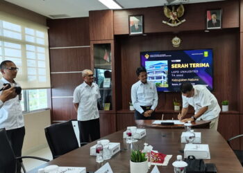 Bupati Natuna Serahkan LKPD Tahun 2022 Ke BPK Kepri