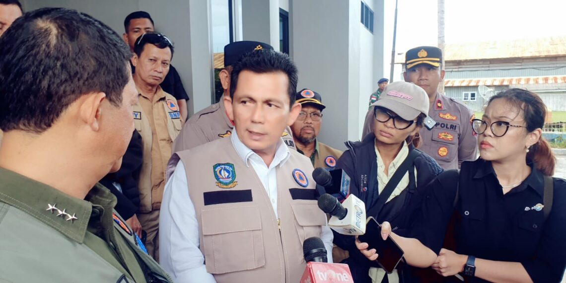 Gubernur Kepri Ansar Ahmad Bersama Kepala BNPB RI Sampai di Ranai, Natuna