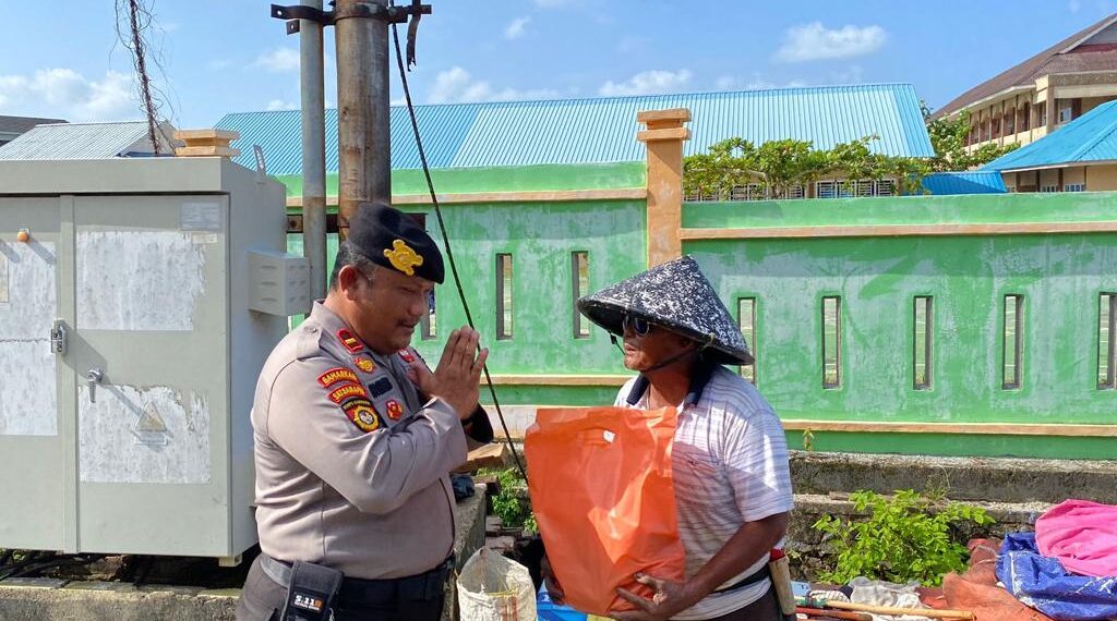 Jelang Bulan Suci Ramadhan, Polresta Tanjungpinang Bagikan Sembako Kepada Masyarakat