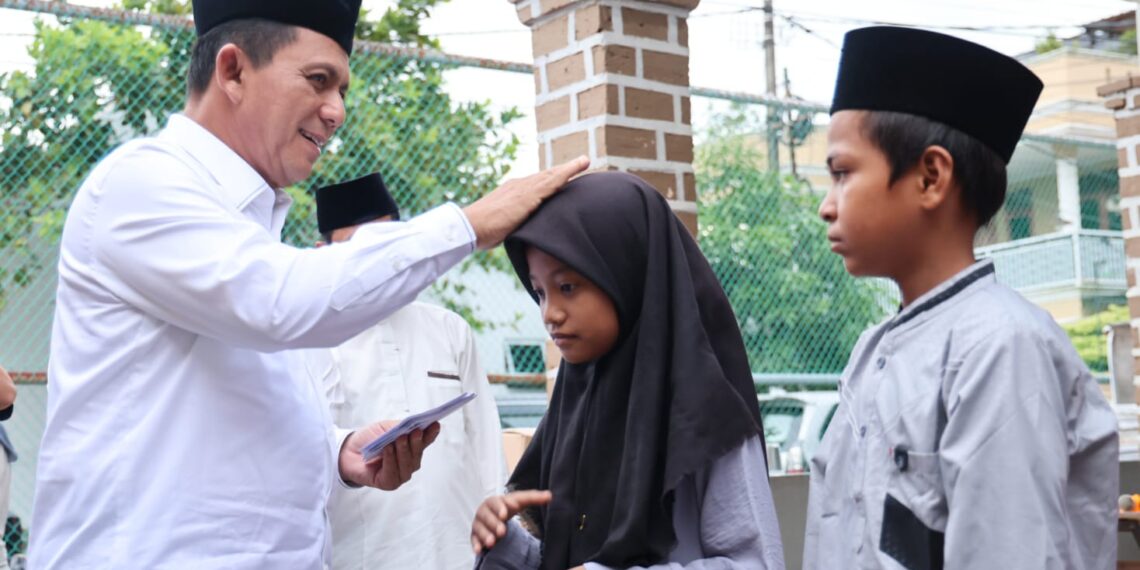 Bersama Gojek, Gubernur Ansar Bakti Sosial di Panti Asuhan Qurrotu A’yun Batam