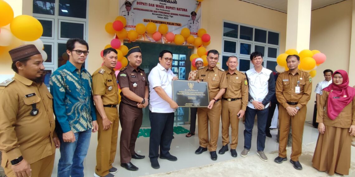 Ketua DPRD Natuna Daeng Amhar SE MM Hadiri Peresmian Gedung Puskesmas Kecamatan Pulau Tiga