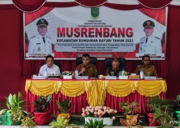 Ketua DPRD Natuna Daeng Amhar Tampung Aspirasi Masyarakat Kecamatan Batubi Saat Dampingi Bupati Buka Musrenbang