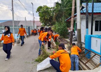 TiM Saber Kelurahan Tarempa Kembali Gerakan Goro, Syamsir : Menjaga Kampung Kita Bersih dari Sampah