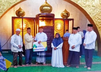 Gelar Peringatan Malam Nuzulul Qur’an Di Masjid Agung Al-Hikmah, Hj. Rahma Harap ASN Selalu Bersyukur