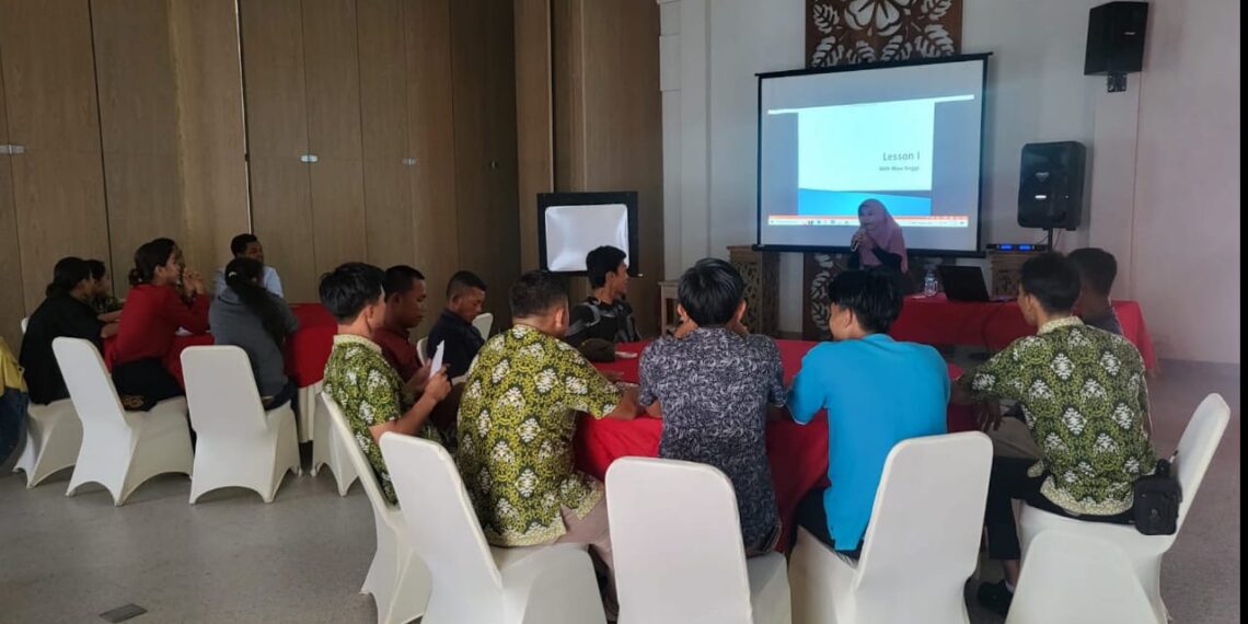 Tingkatkan Keterampilan Berbahasa Inggris, Adiwana Jelita Sejuba Lakukan Program Edukasi Kepada Karyawan