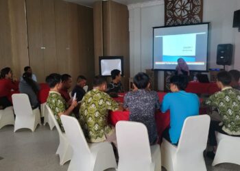 Tingkatkan Keterampilan Berbahasa Inggris, Adiwana Jelita Sejuba Lakukan Program Edukasi Kepada Karyawan