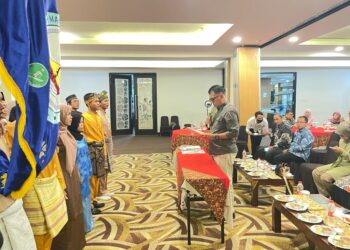 Bupati Natuna Wan Siswandi Kukuhkan Pengurus IPMKN-Y Sekaligus Pantau Kondisi Asrama Mahasiswa