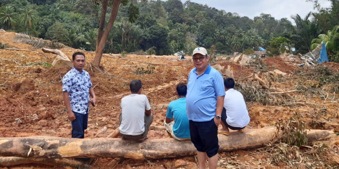 Ketua DPRD Natuna Daeng Amhar Apresiasi Seluruh Pihak Yang Ikut Membantu Evakuasi Korban Tragedi Longsor Serasan