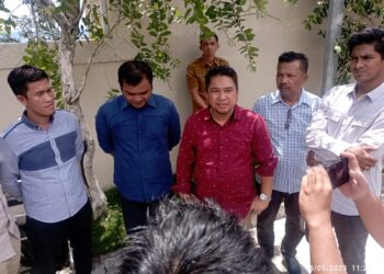 Ketua Komisi II DPRD Natuna Marzuki Beserta Anggota Sidak Titik Banjir di Resort Jelita Sejuba, Drainase Tidak Memadai