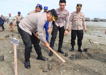 Dalam Rangka Menyambut HUT Bhayangkara ke 77, Polresta Tanjungpinang Gelar Penanaman Mangrove Secara Serentak Se-Indonesia