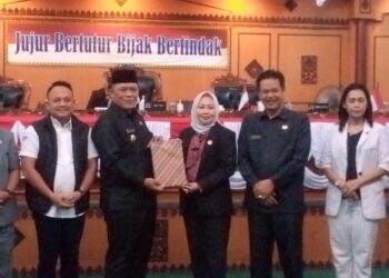DPRD Kota Tanjungpinang Gelar Rapat Paripurna, Penyampain Ranperda PP APBD 2023