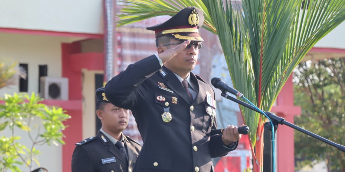 Peringati Hari Lahir Pancasila 1 Juni, Kapolres Natuna AKBP Nanang Budi Pimpin Upacara di Halaman Mapolres