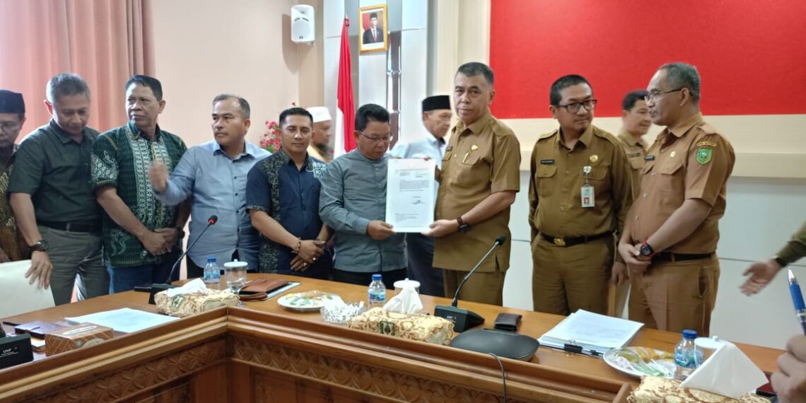 Mantapkan Perjuangan, BP3K2NA Gelar FGD, Bupati Natuna Serahkan Rekomendasi Dukungan