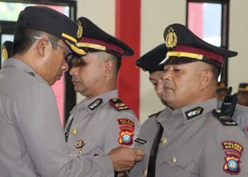 Kapolres Natuna AKBP Nanang Budi Santosa, S.I.K Pimpin Sertijab Kasat Samapta dan Kapolsek Serasan