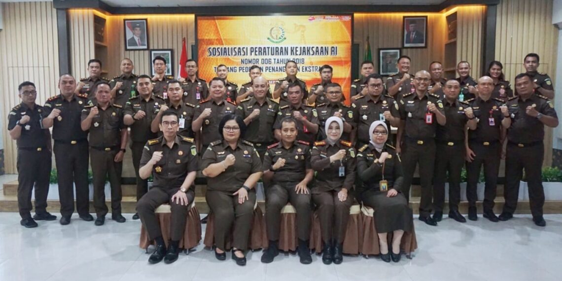 Kasi Intel dan Pidum Kejari Natuna Hadiri Kegiatan Sosialisasi Peraturan Kejaksaan Ri Nomor 006 Tahun 2018